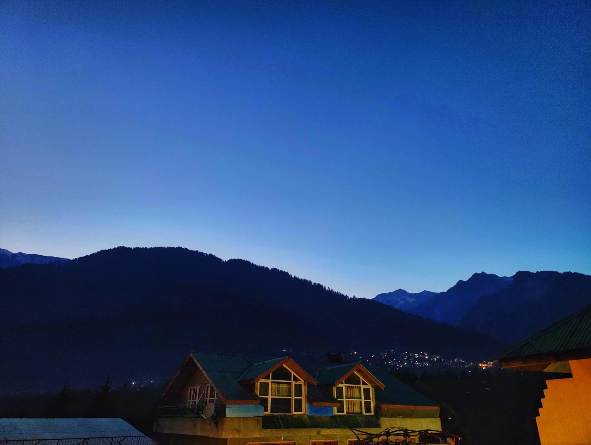 Surya International Hotel Manali Near Mall Road Extérieur photo
