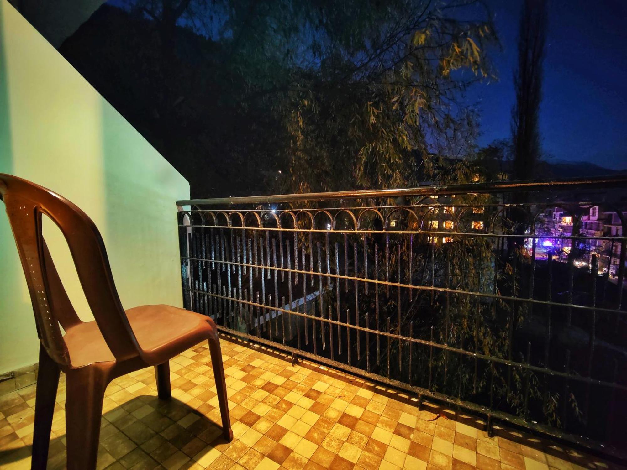 Surya International Hotel Manali Near Mall Road Extérieur photo