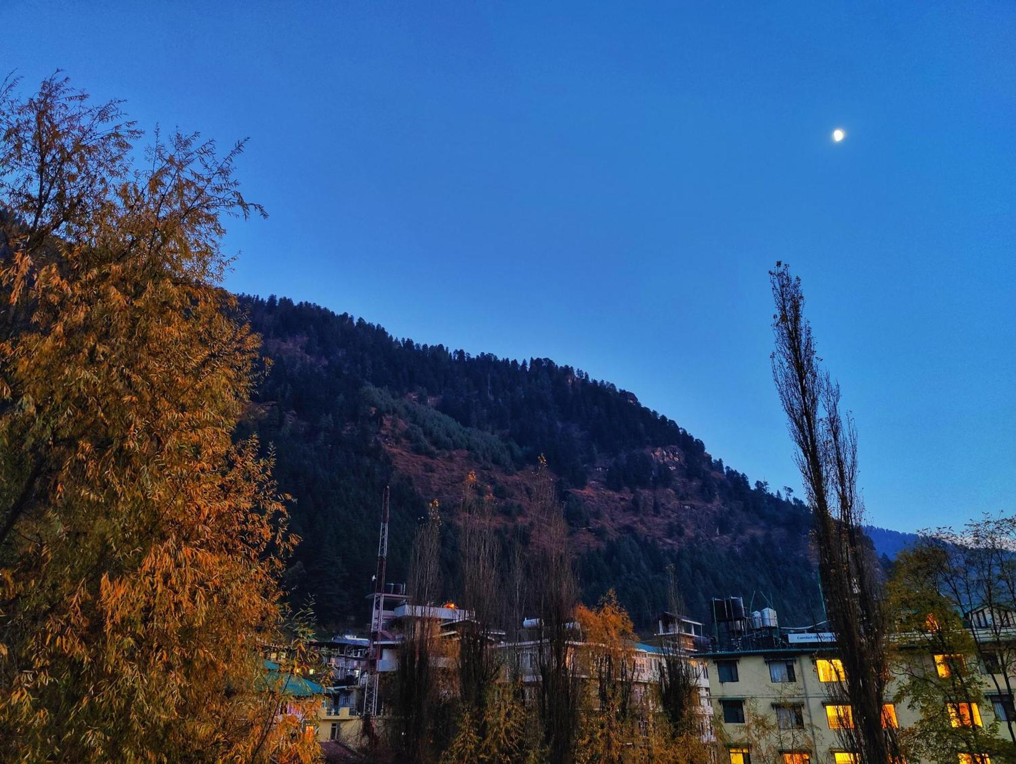 Surya International Hotel Manali Near Mall Road Extérieur photo
